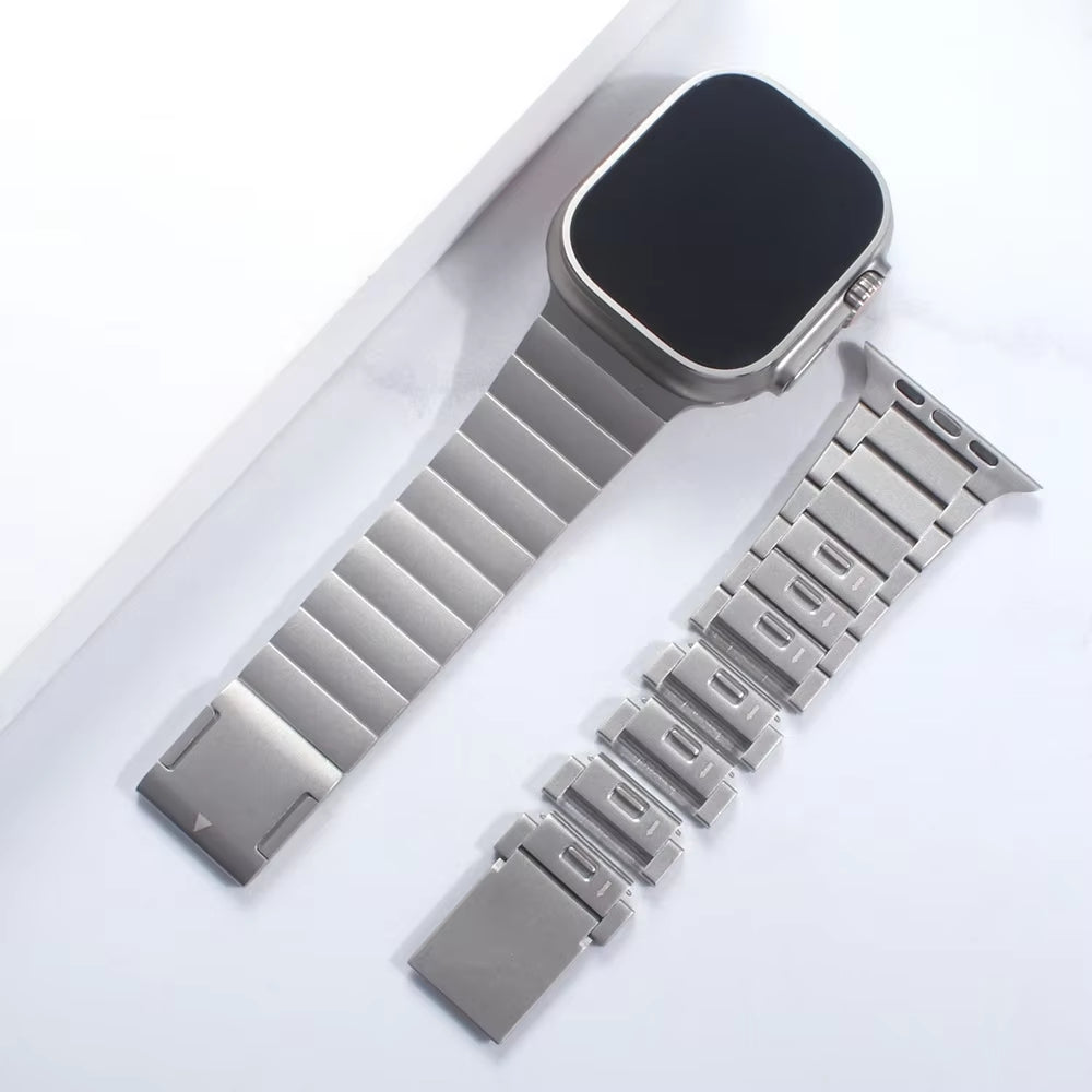 Luxury Stainless Steel Strap for  Watch Band Ultra 49Mm 45Mm 44Mm 42Mm Titanium Color Magnetic Bracelet for Iwatch 8 7 6 5
