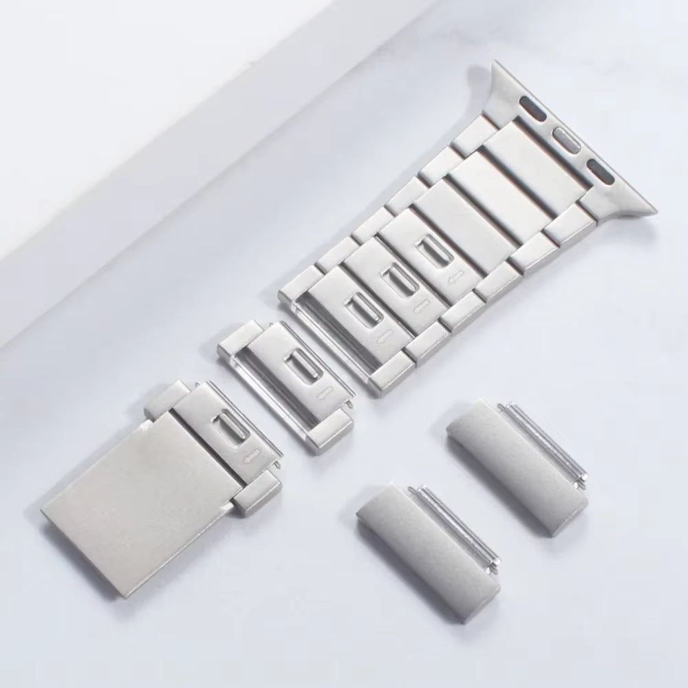 Luxury Stainless Steel Strap for  Watch Band Ultra 49Mm 45Mm 44Mm 42Mm Titanium Color Magnetic Bracelet for Iwatch 8 7 6 5